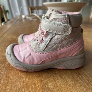 Stride Rite Kids Boots in Pink and Gray
